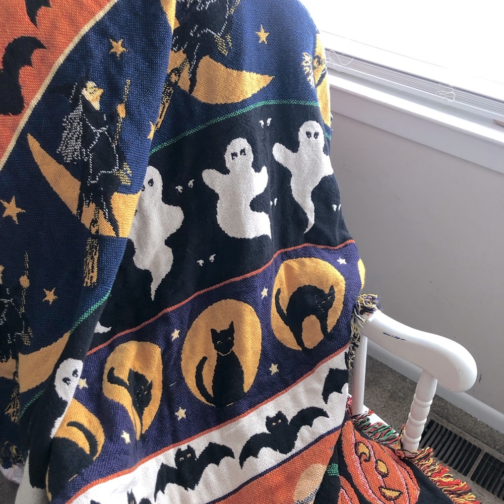 Vintage Halloween Throw Blanket